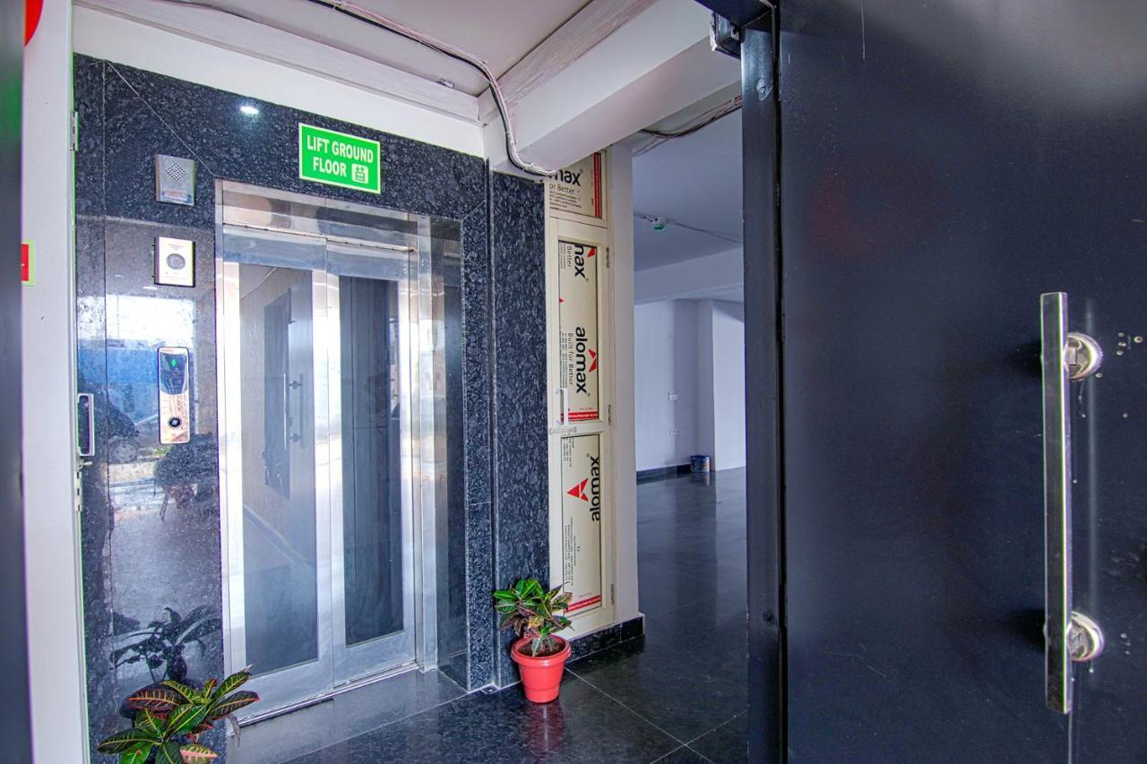 Fabhotel Satyam International Noida Eksteriør bilde
