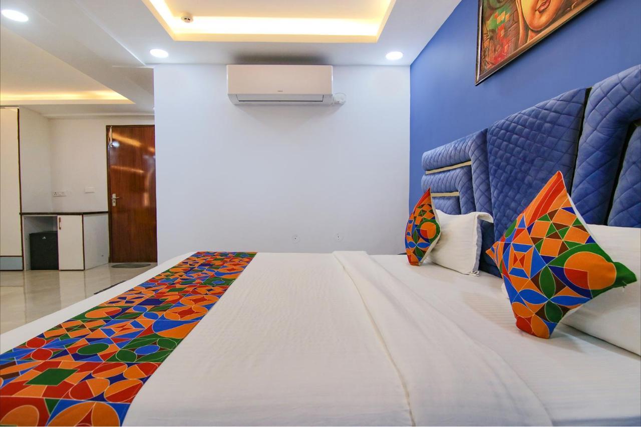 Fabhotel Satyam International Noida Eksteriør bilde